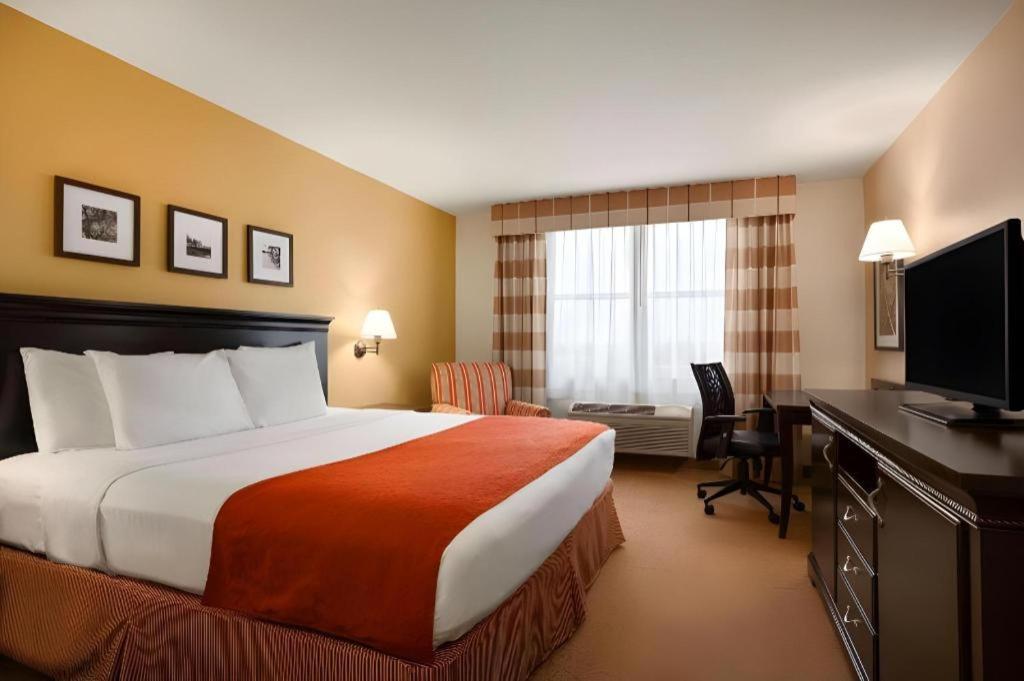 Country Inn & Suites By Radisson, Dundee, Mi Zewnętrze zdjęcie