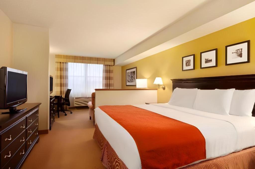 Country Inn & Suites By Radisson, Dundee, Mi Zewnętrze zdjęcie